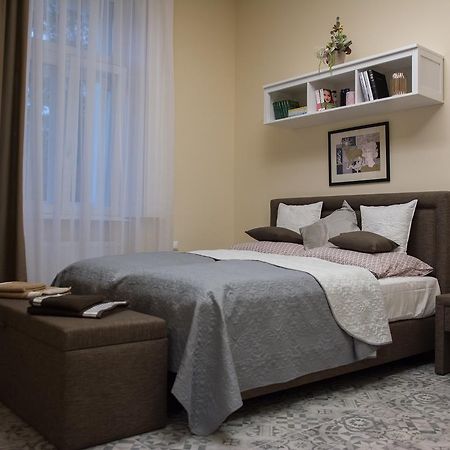 Zora Apartman Eger Exteriér fotografie