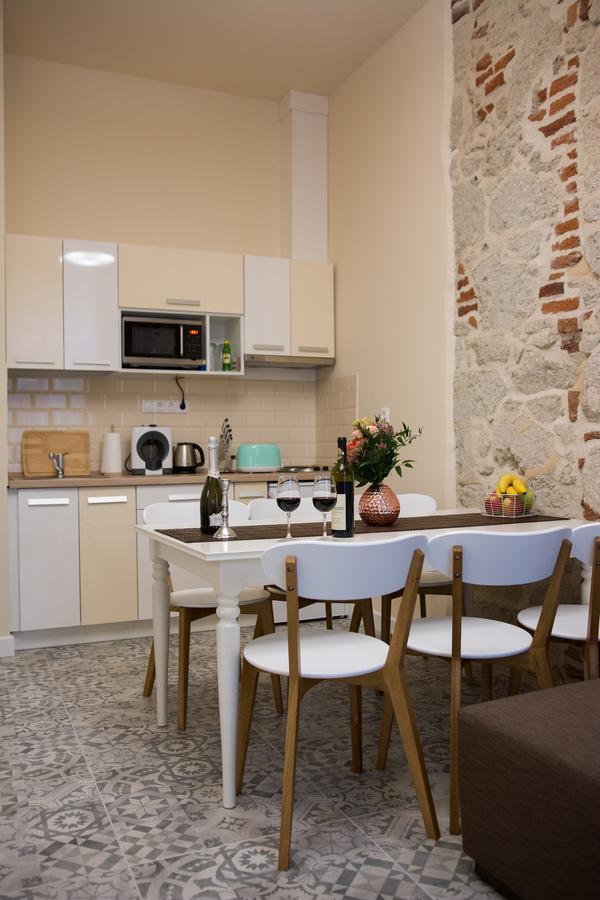 Zora Apartman Eger Exteriér fotografie